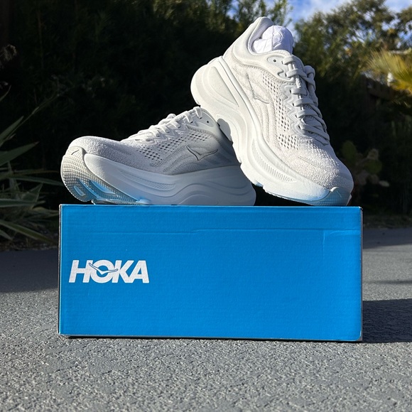 Hoka Bondi 9 Women’s Sneakers in Stardust Silver - Picture 3 of 7